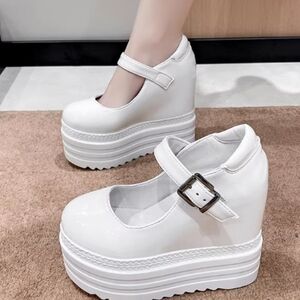 women shoes Heels